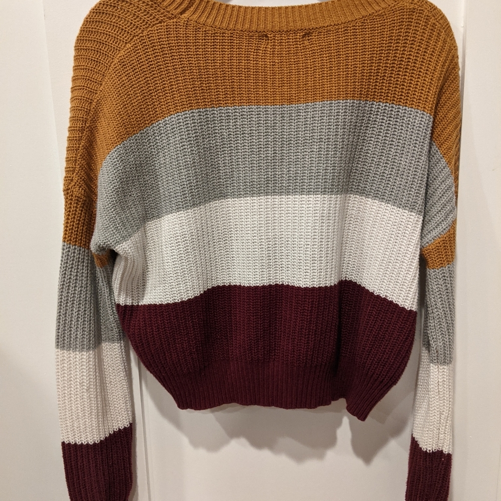 sweater - Picture 2 of 3